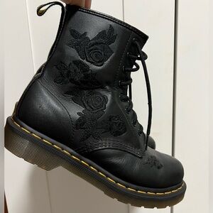 Dr Martens Black Boots Women Size 7